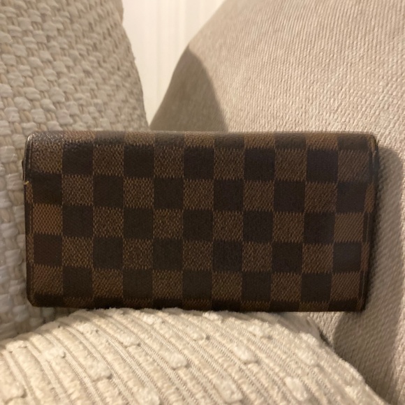 Authentic Louis Vuitton Damier Ebene Wallet Mint Condition - Picture 2 of 7